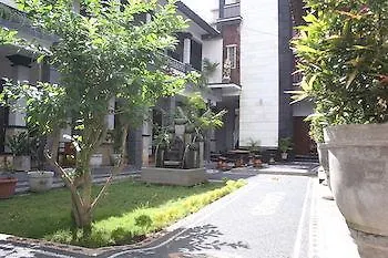 New Asta Graha Homestay Kuta (Bali)